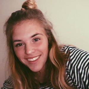 Meet your Posher, Olivia